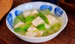 大下巴网红吃瓜不漏汤